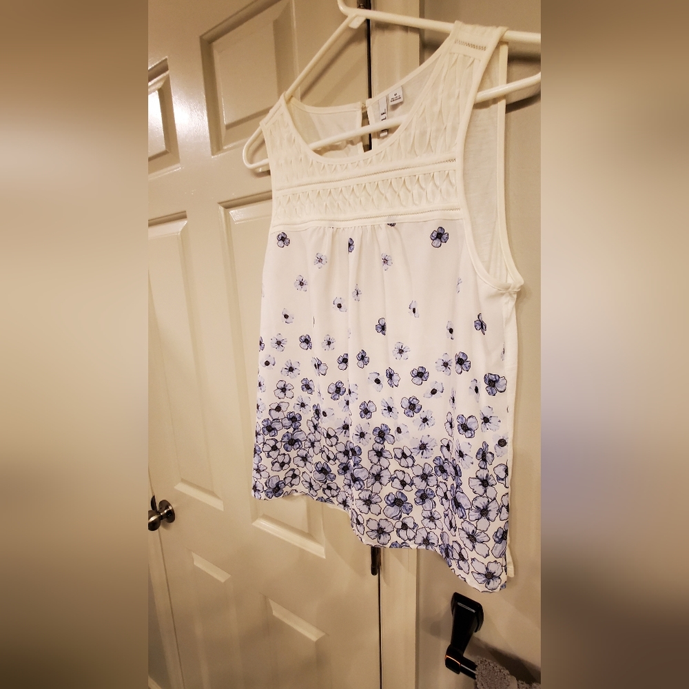 Elle sleeveless top